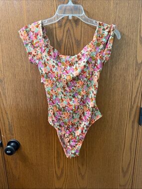 Floral Scoop Neck One-Piece Bodysuit - Open back Multicolor